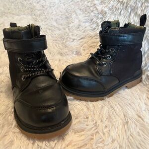 Wonder Nation Black and Tan Kids Boots